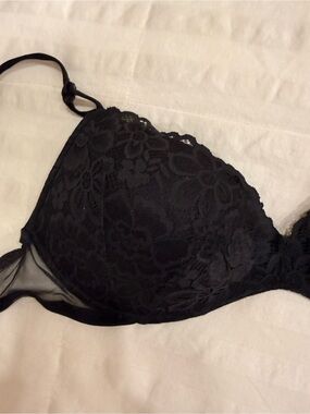 Victoria's Secret Black Floral Lace Push-Up Bra